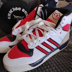 ADIDAS RIVALRY HI (SIZE 5.5)