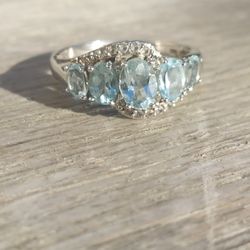 Sterling Silver & Topaz Ring 