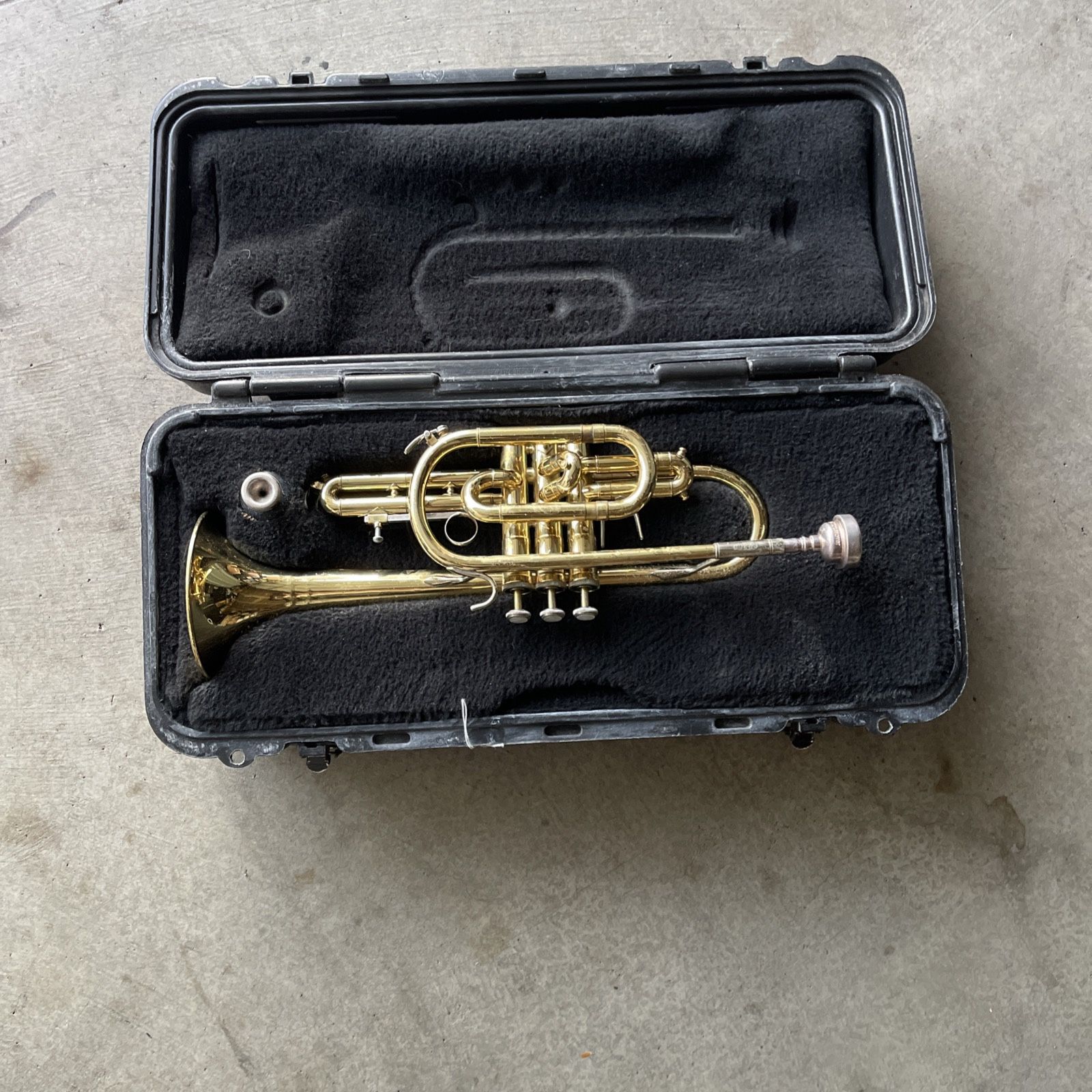 Jupiter Cornet JCR-520M with Hard Case and Mouthpiece
