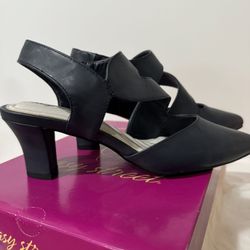 Easy Street Venue Womens Round Closed Toe Stiletto Heel Pumps-Navy