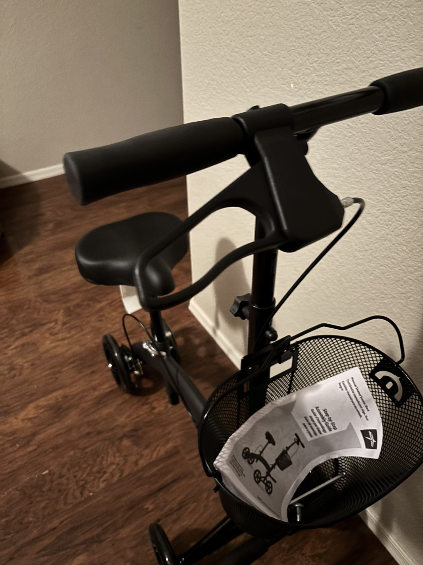 Seated Knee Scooter