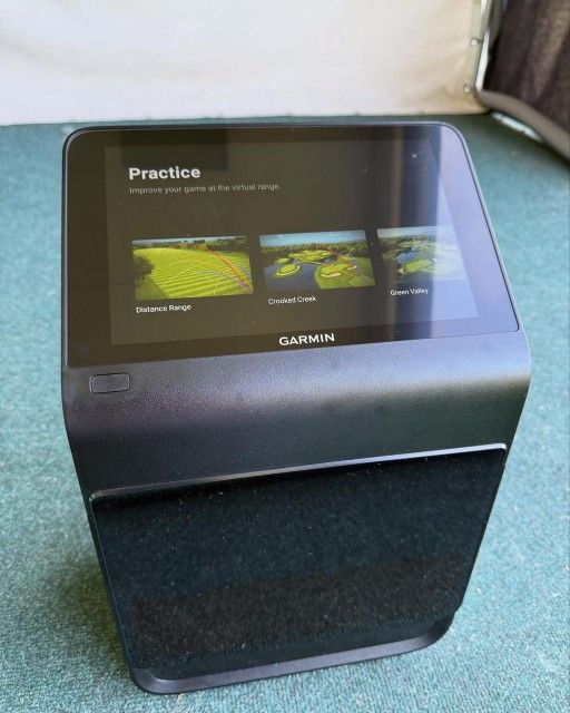The Garmin R50 Approach Launch Simulator