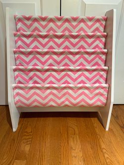 Kids bookshelf great condition