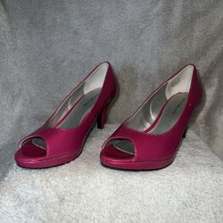Hot Pink Heels 