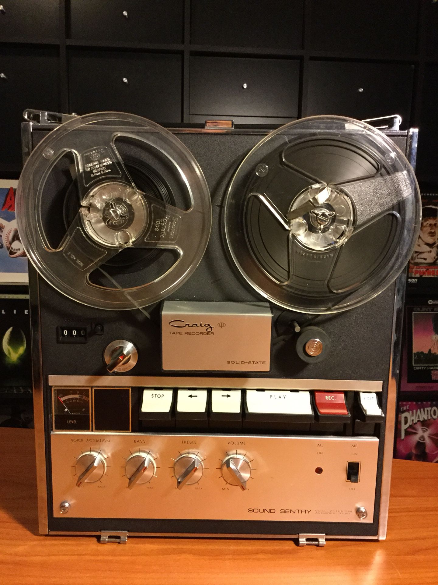 Vintage Craig Model 2107 Reel To Reel Player / Recorder Non Working, For  Display Only for Sale in Las Vegas, NV - OfferUp