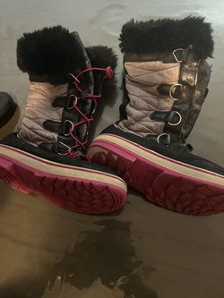 Girls Boots Size 13  $5,00