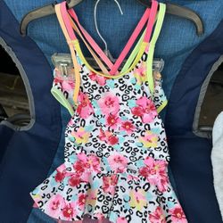 Kids Beautiful Swimming  Suite Size 4 T