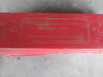 Triangle flare kit roadside