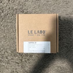 Le labo Santal 33