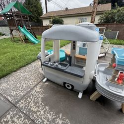 Step 2 Adventure Camper 