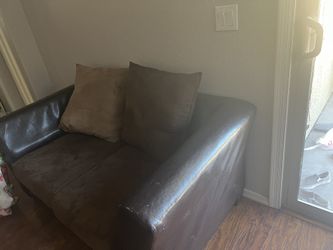 FREE COUCHES !! Pick Up ASAP