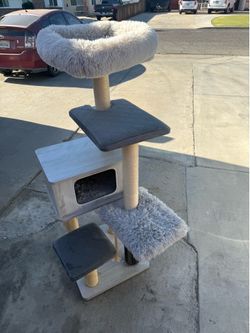 Cat tree