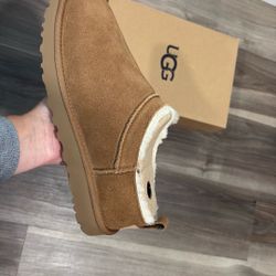 Uggs Size 8 