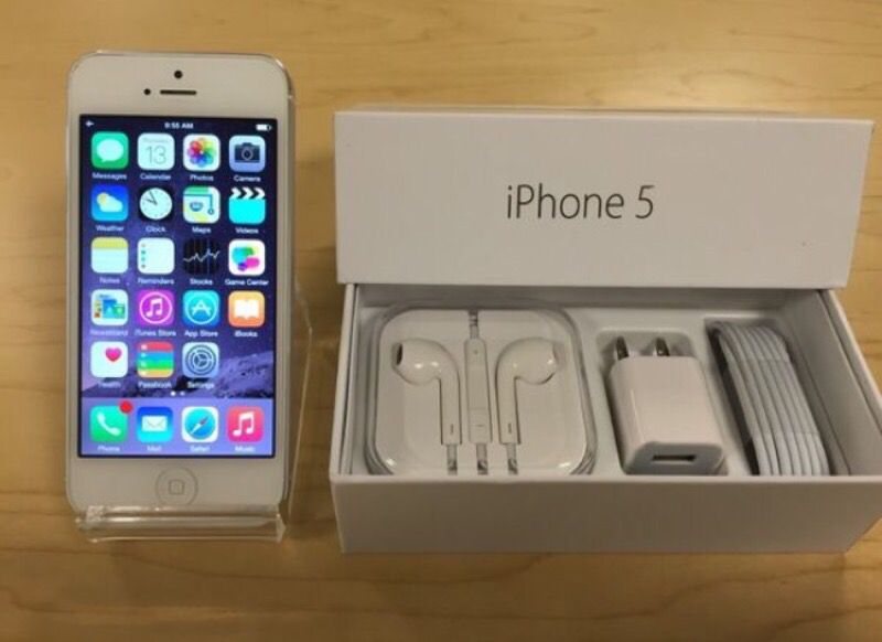 iPhone 5 - Factory Unlocked - Comes w/ Box + Accessories