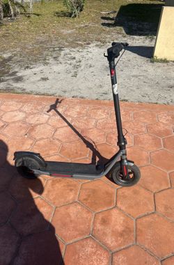 electric scooter