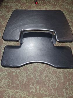 DESK RISER