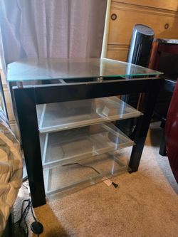 Entertainment shelf