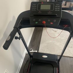 Threadmill In Good Condition 