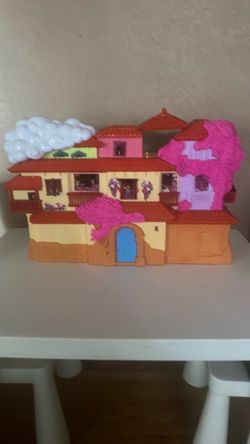 Encanto House and Accessories