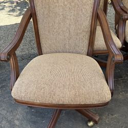 Casual Dining Chairs Swivel And Tilt