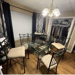 Kitchen Table, 4 Chairs, 2 Barstools