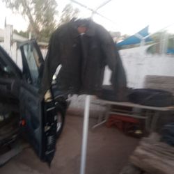 Vintage Levi's Leather Jacket Size 40