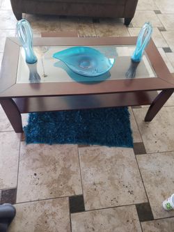 Coffee table w/ 2 End tables