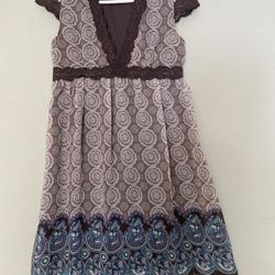 Women’s Dress Size 6