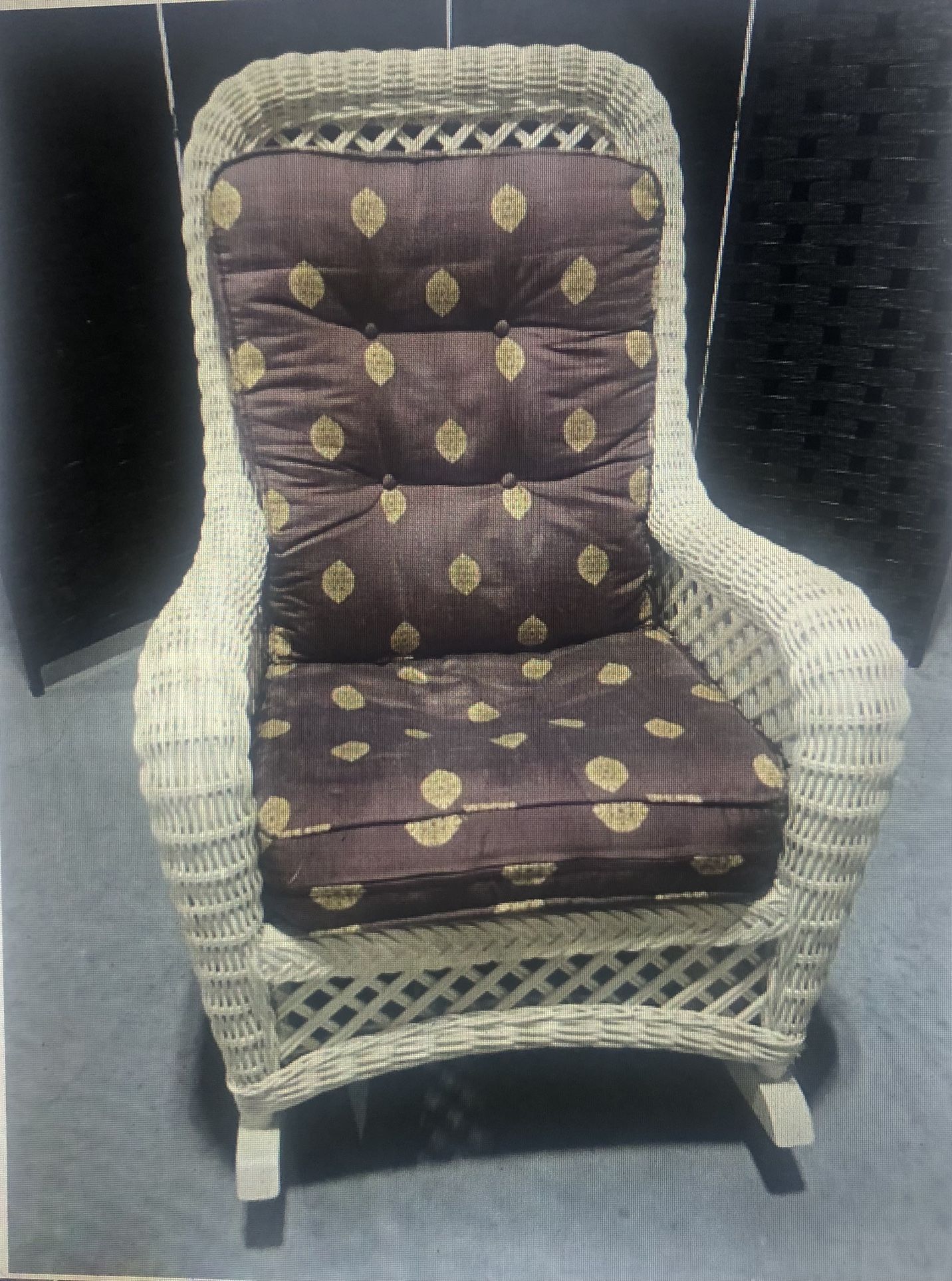 Beautiful White Wicker Rocking Chair with Cushion