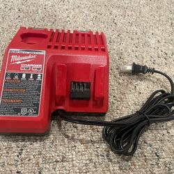 Milwaukee M12 And M18 Battery Charger 