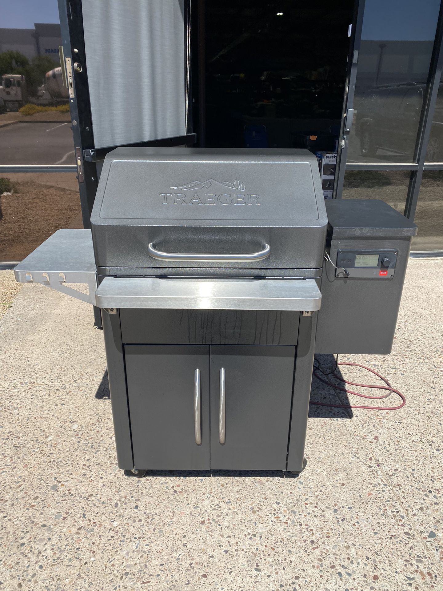 Traeger Silverton 620 for Sale in Phoenix, AZ OfferUp