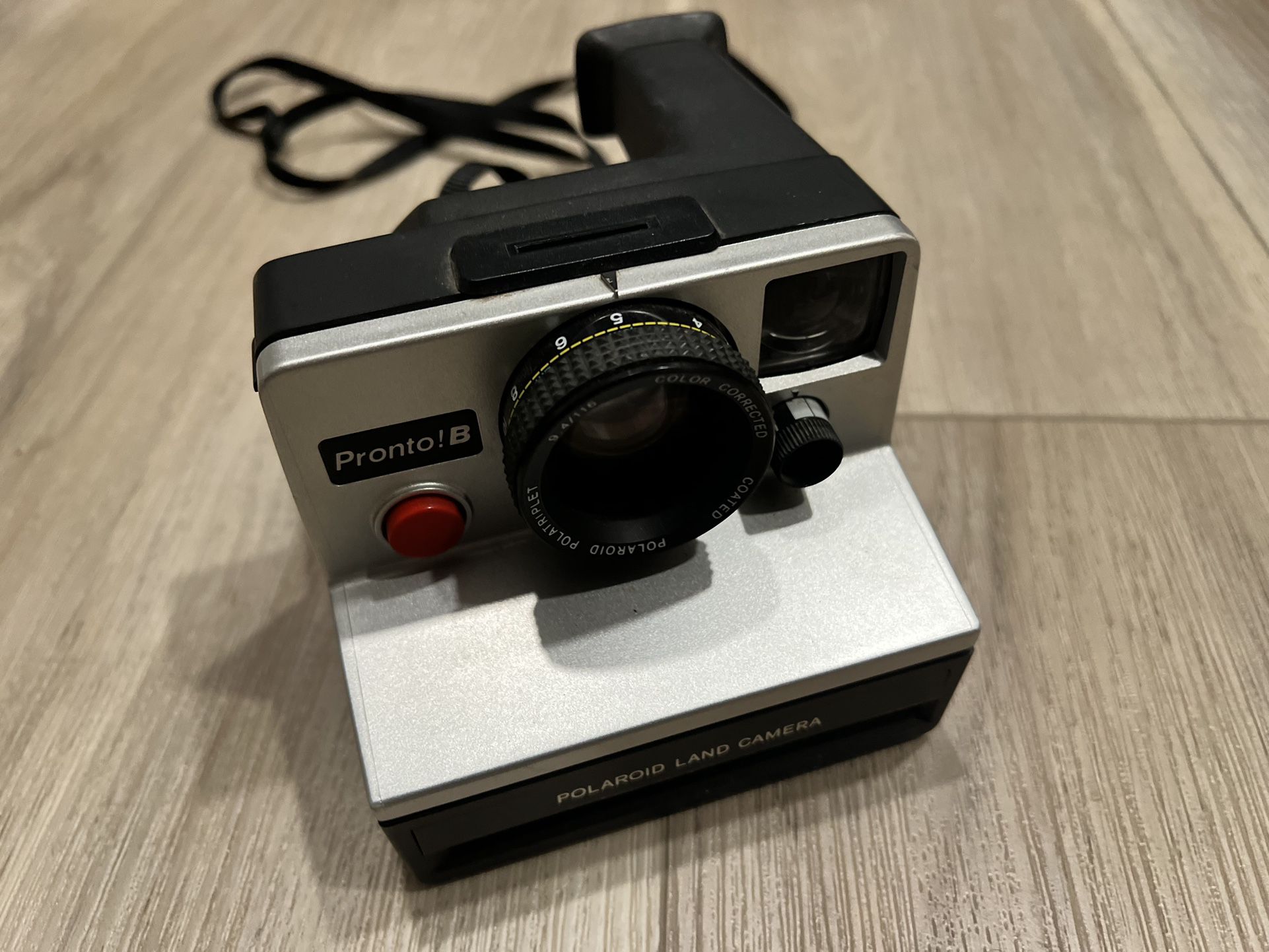 “Pronto! B” Polaroid Land Camera 