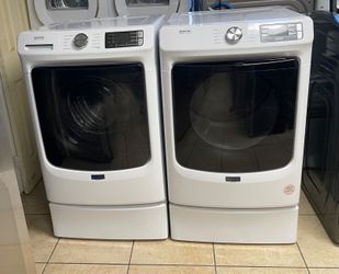 Maytag set washer and dryer electric