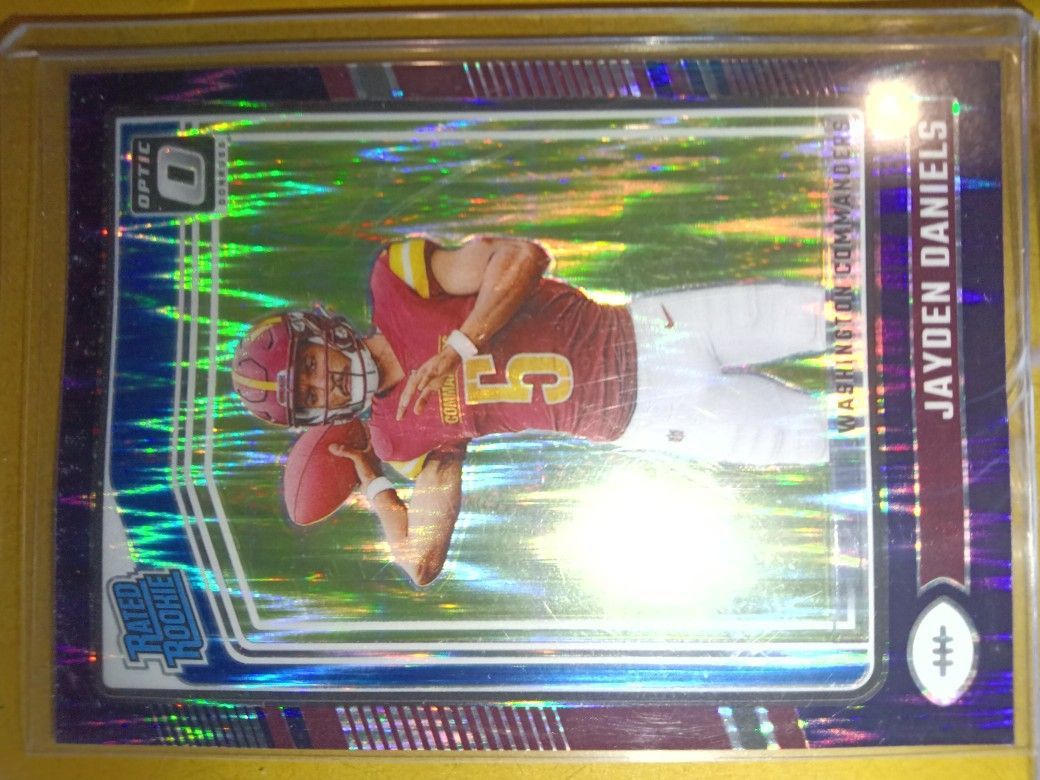 JAYDEN DANIELS ROOKIE CARD