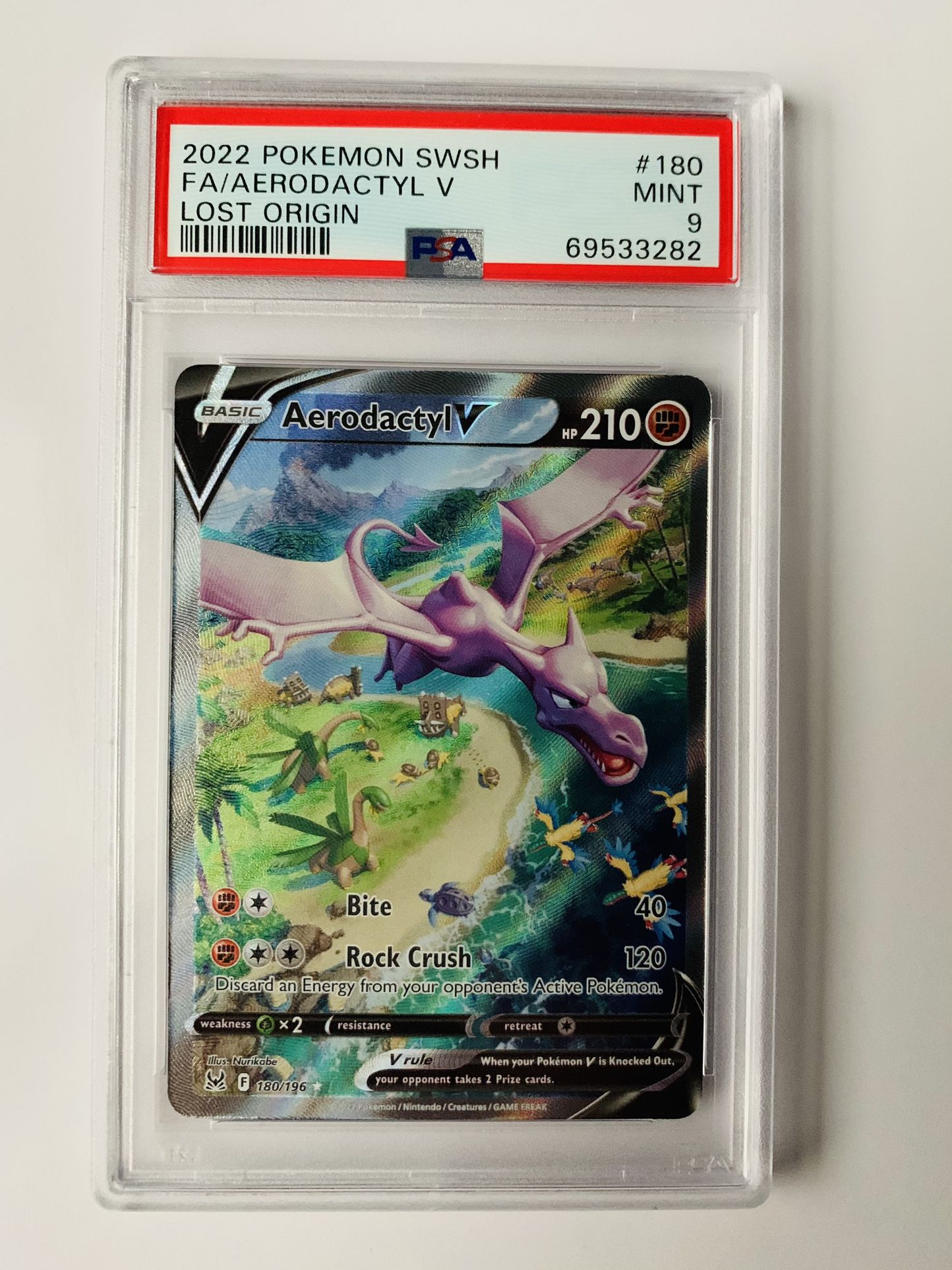 Pokemon - Aerodactyl V - 180/196 Lost Origin Full Alternate Art Card