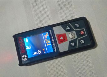 Bosch GLM-42 LASER MEASURE