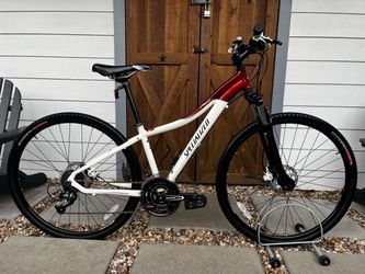Small Beautiful Specialized Ariel Sport Mountain Bike With Hydraulic Brakes