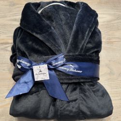 NEW Tommy Bahama Black Plush Robe I deliver 