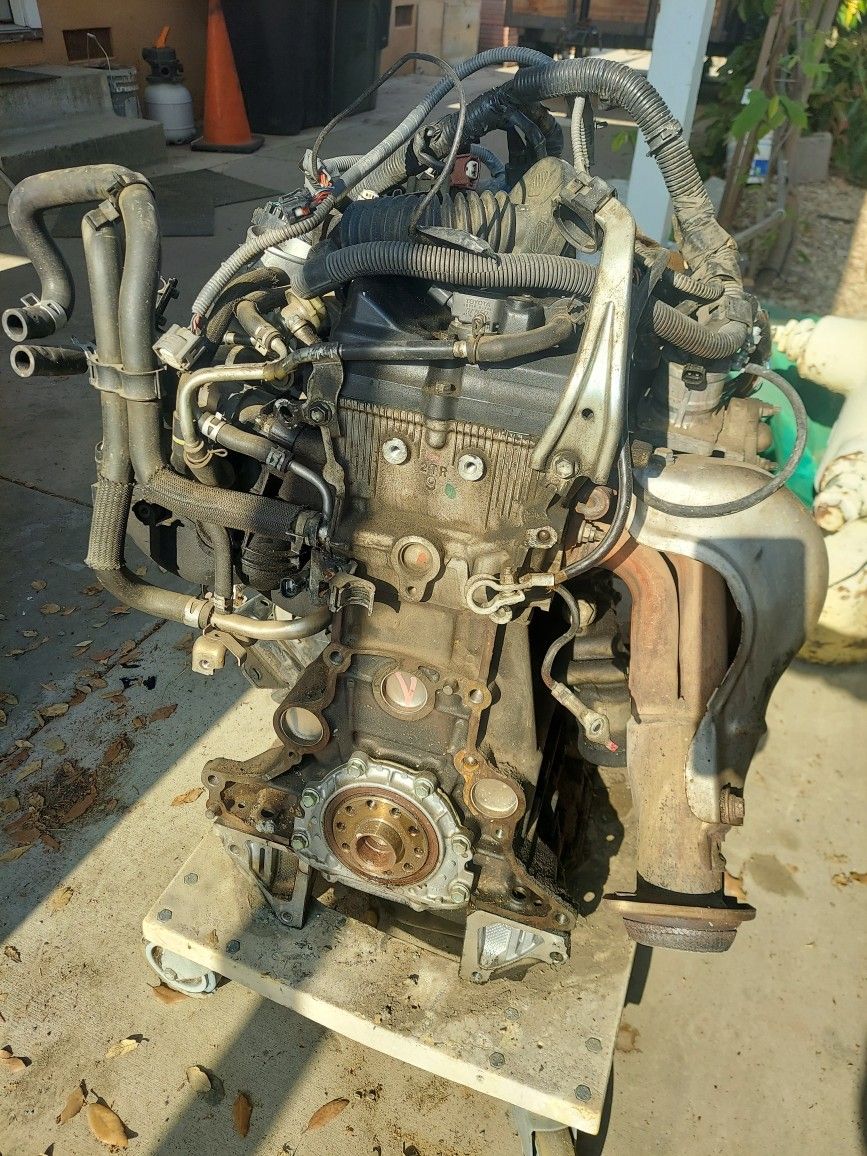 Toyota Tacoma 2.7 Complete Engine Or Parts for Sale in Jurupa Valley ...