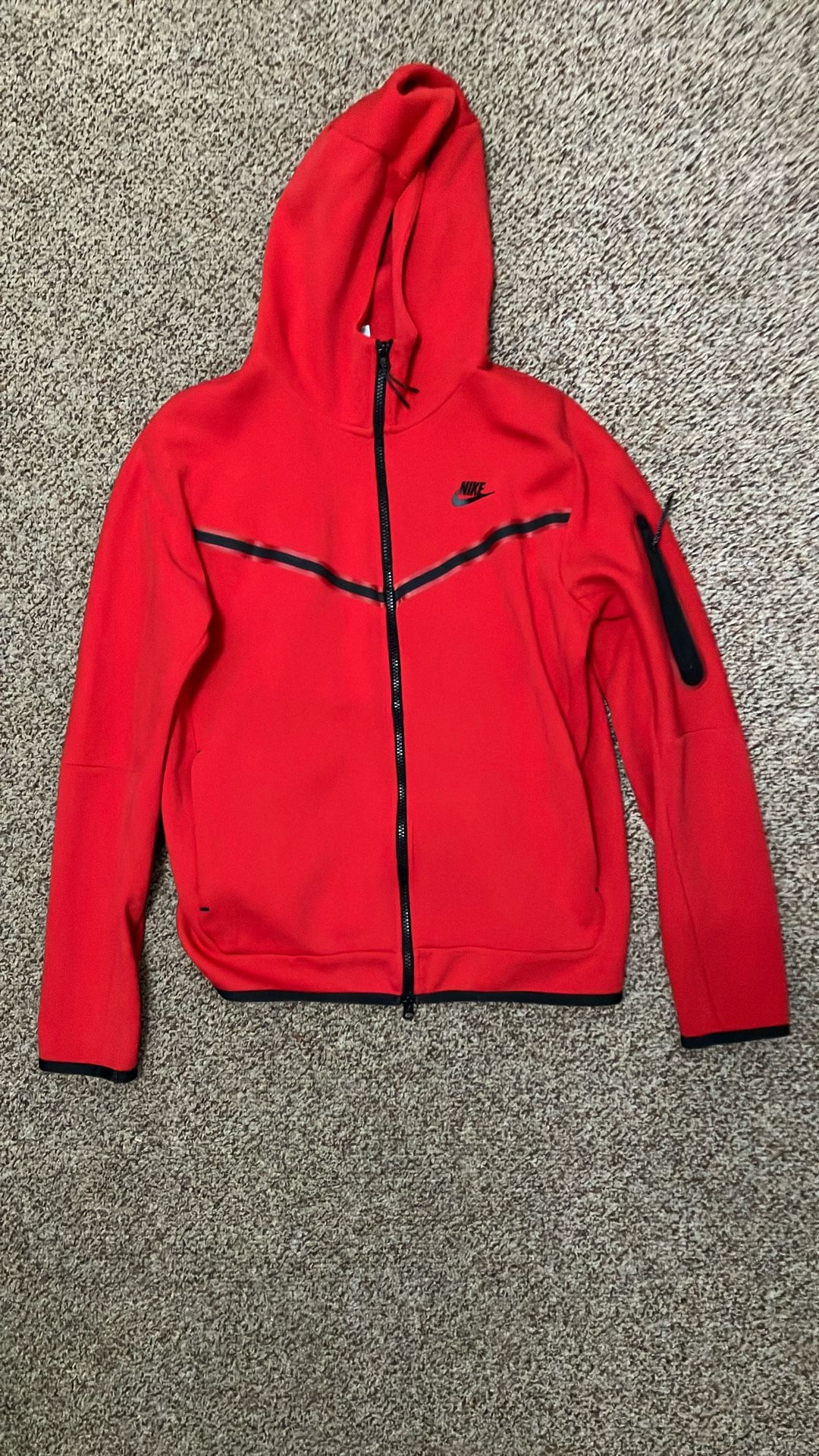 red nike tech