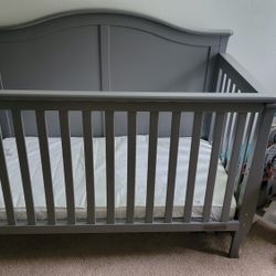 Children's Crib 4 In 1