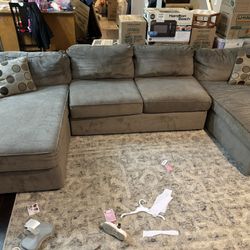 Sectional With Memory Foam Pull Out Bed