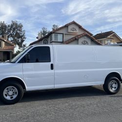 2017 Chev Express 3500 Ext Cargo Van
