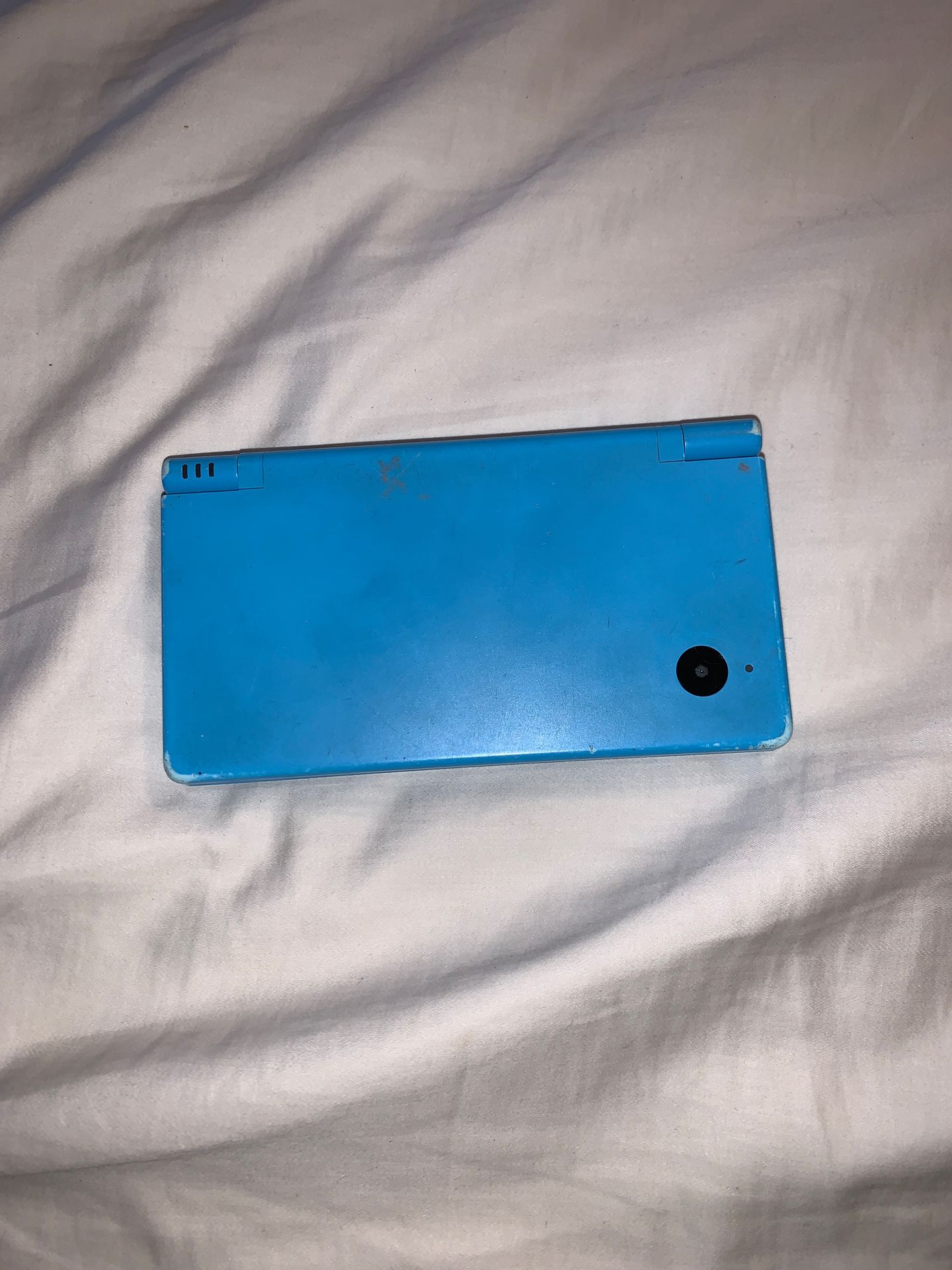 nintendo dsi with charger