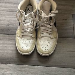 Air Jordans - Size 7