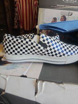 Checkers vans style size 7