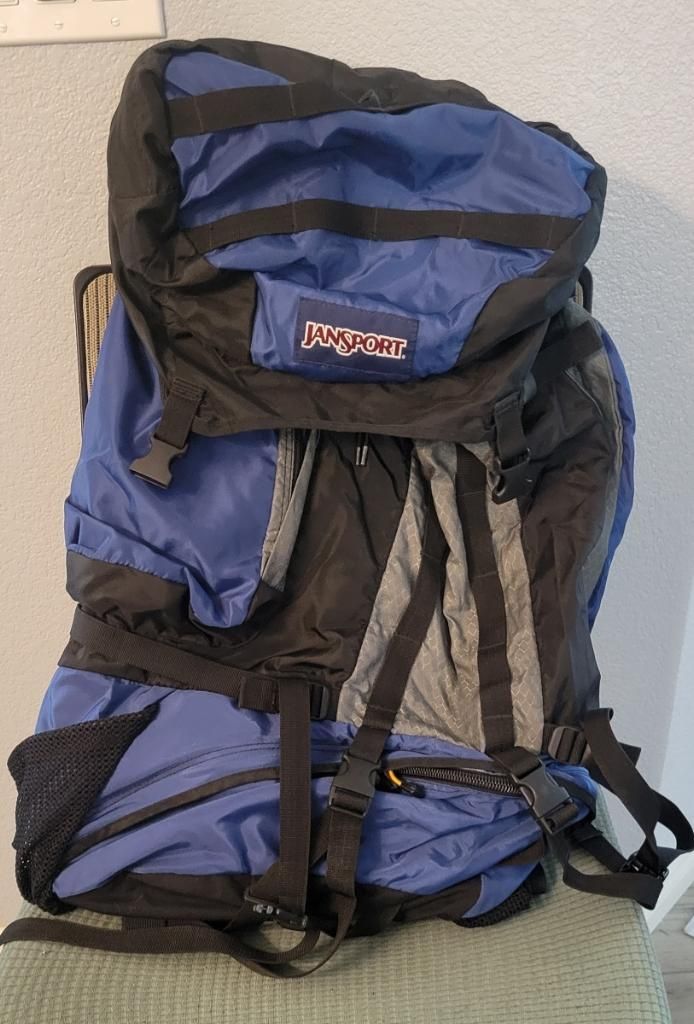 JANSPORT HIKING BACKPACK