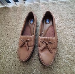 Dr Scholls Women’s Shoes Brown Tassel & Kiltie Slip-on Leather Loafers