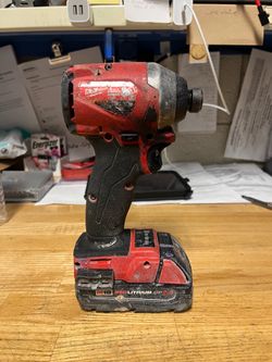 Milwaukee M18 1/4” Impact Driver w/Battery