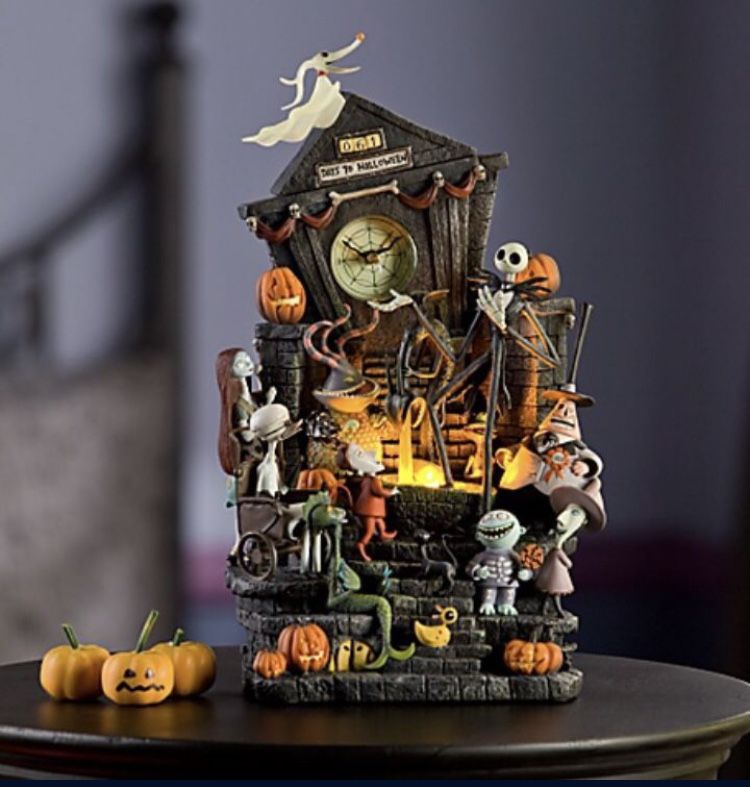 Rare Nightmare Before Christmas Halloween Mantle Clock